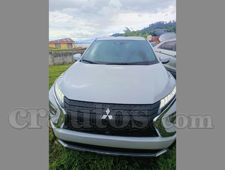 Mitsubishi ECLIPSE CROSS 2022 - foto 1