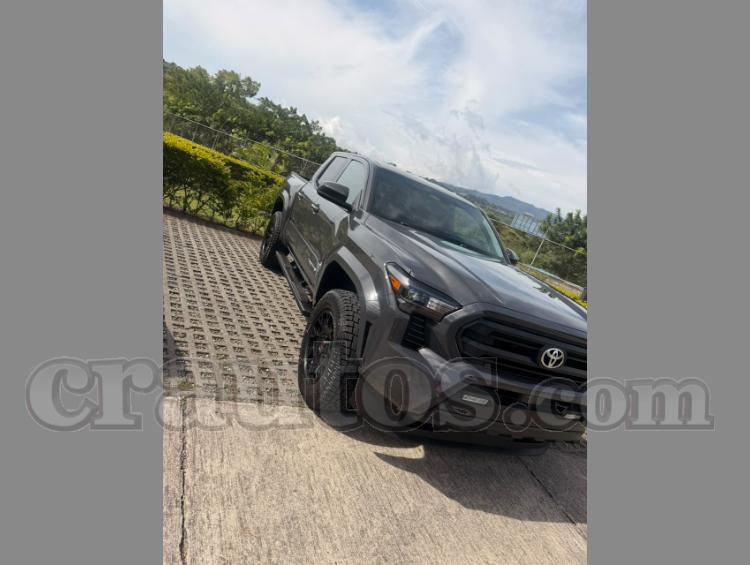 Toyota TACOMA 2025 - foto 1