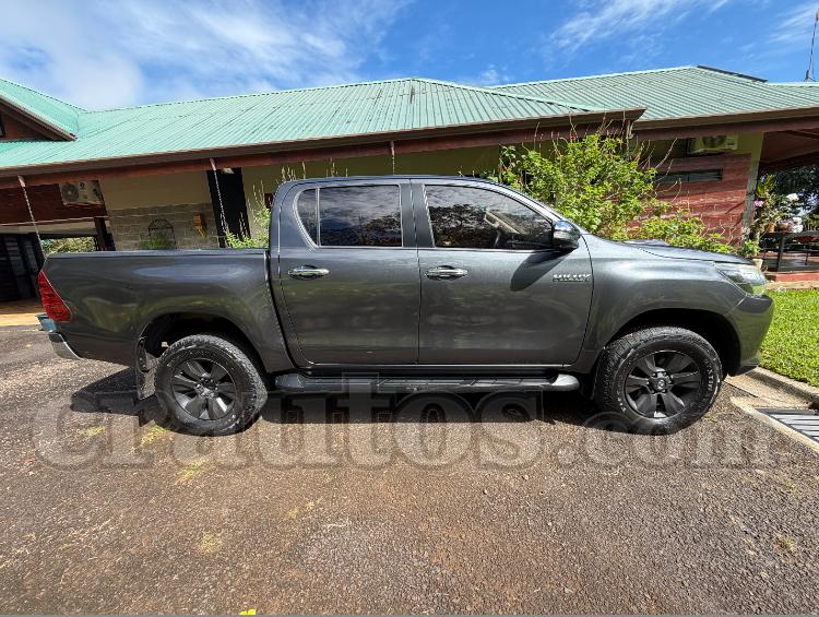 Toyota HILUX SRV 2016 - foto 1