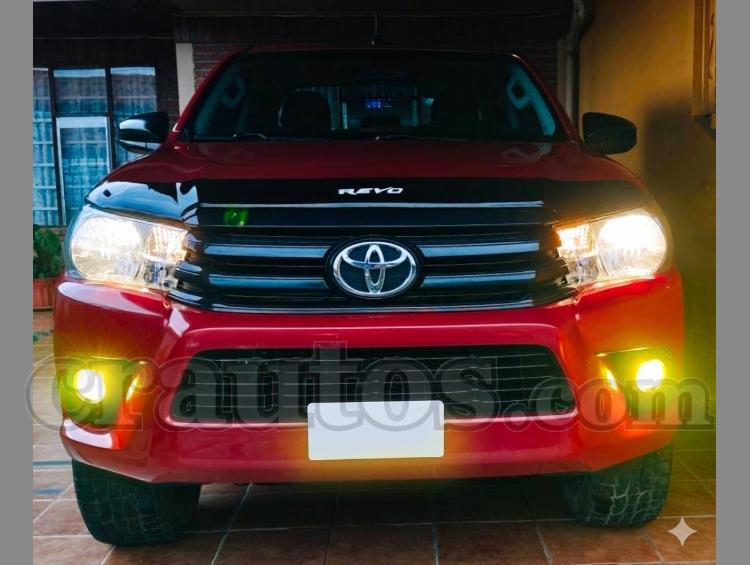 Toyota HILUX 2018 - foto 1
