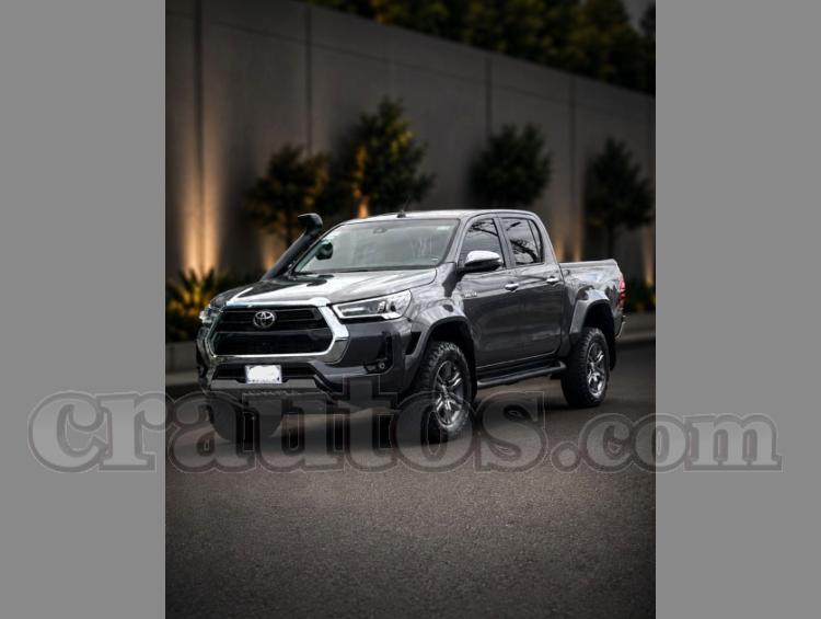 Toyota HILUX SRX 2025 - foto 1