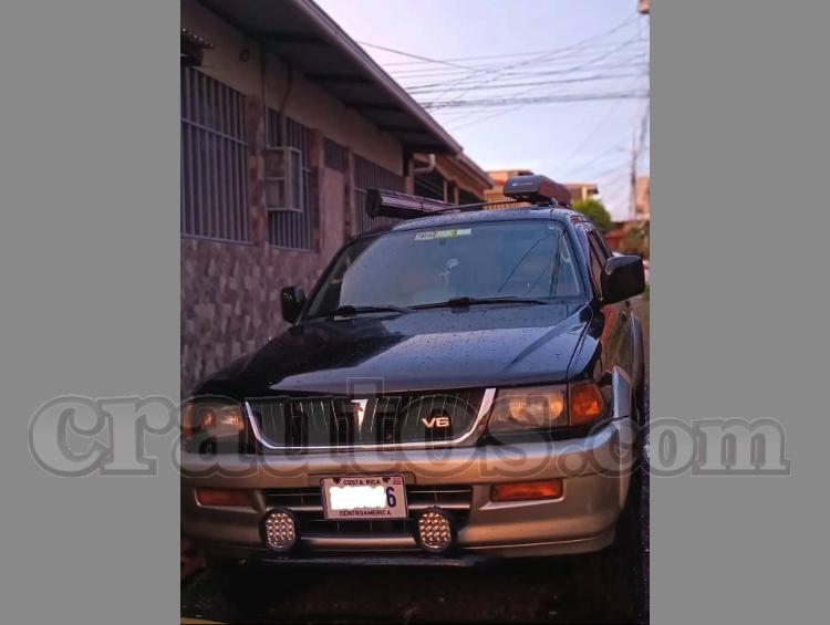 Mitsubishi MONTERO SPORT 1997 - foto 1