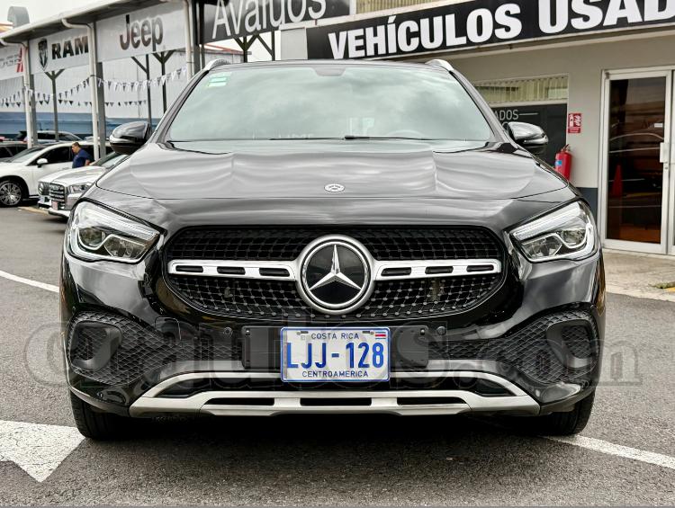 Mercedes Benz GLA200 2021 - foto 1