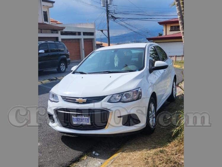 Chevrolet SONIC 2017 - foto 1