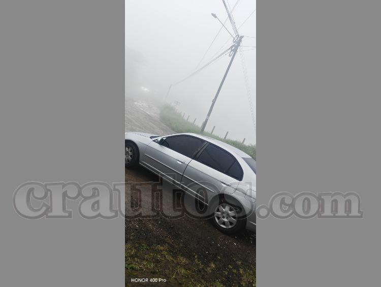 Honda CIVIC 2002 - foto 1
