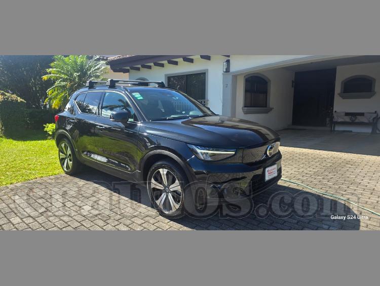 Volvo XC40 2023 - foto 1