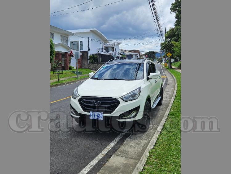 Hyundai TUCSON 2012 - foto 1